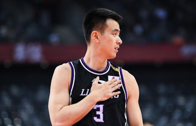 赛前埃因霍温调整名单以备CBA季后赛;状态回暖环节打磨;悬念犹存;身体对抗强度拉满的简单介绍 赛前埃因霍温调整名单以备CBA季后赛;状态回暖环节打磨;悬念犹存;身体对抗强度拉满的简单介绍