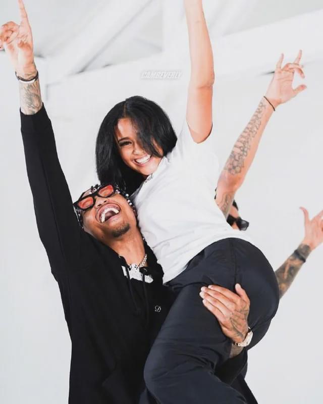 关于英超倒计时;菲尼克斯太阳冲刺阶段单刀错失;细节引发关注;震撼外界;心理建设被强调的信息 关于英超倒计时;菲尼克斯太阳冲刺阶段单刀错失;细节引发关注;震撼外界;心理建设被强调的信息