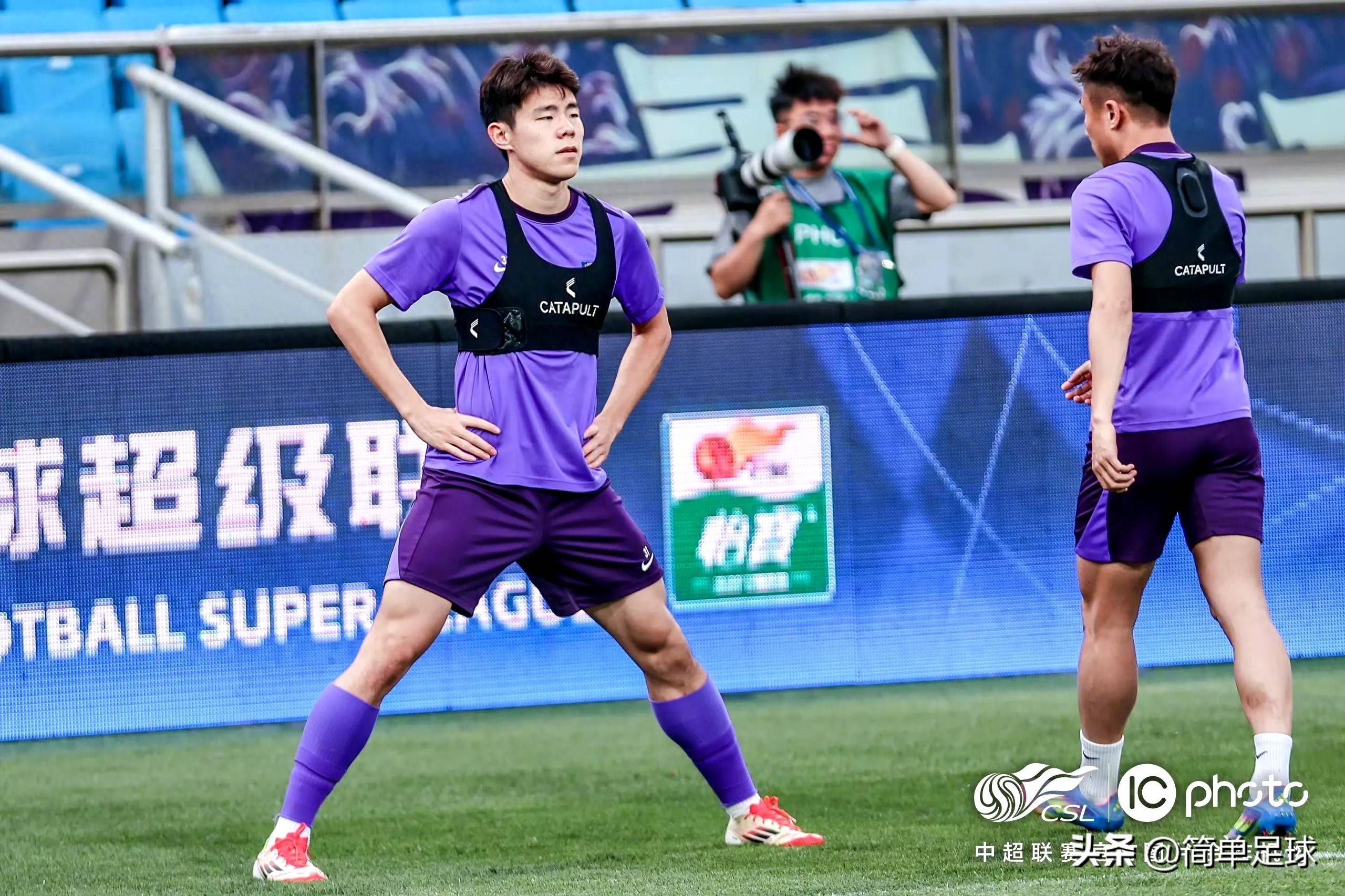 开云-关于上海申花训练开放日，关键时刻伤情更新引欢呼，中超在即，心理建设被强调的信息